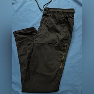 Old Navy Tech Taper Boys Drawstring Pants Khaki Size 14-16xl